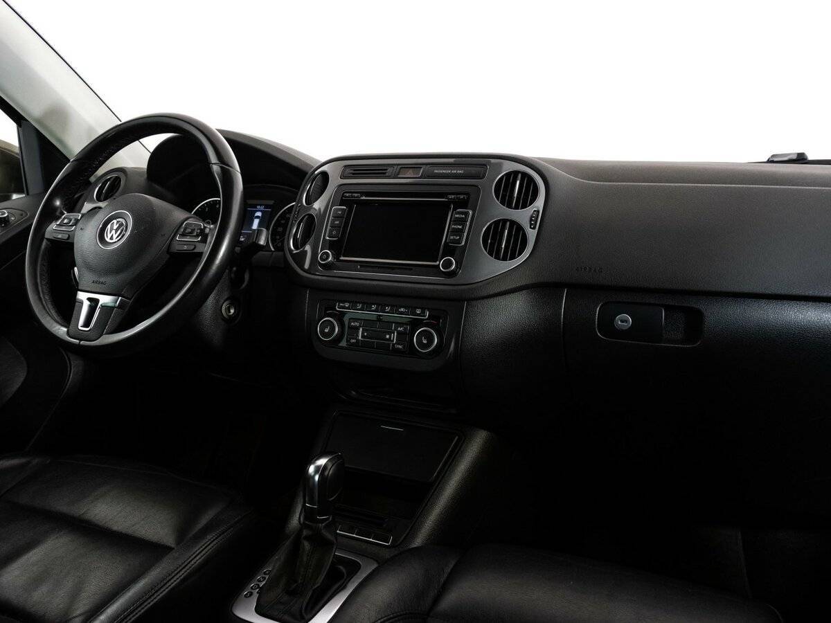 Купить Volkswagen Tiguan с пробегом. Фото: #8