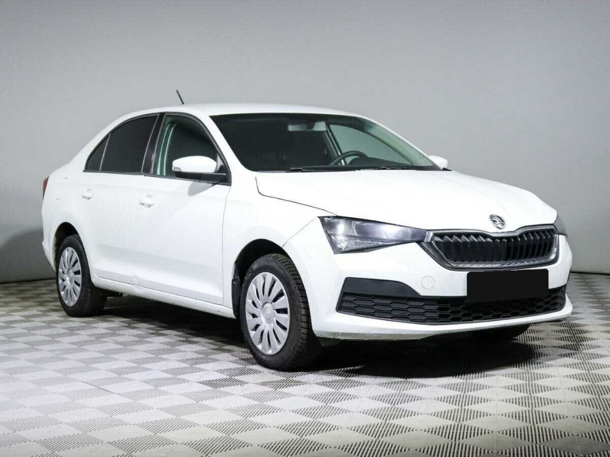 Купить Skoda Rapid с пробегом. Фото: #2