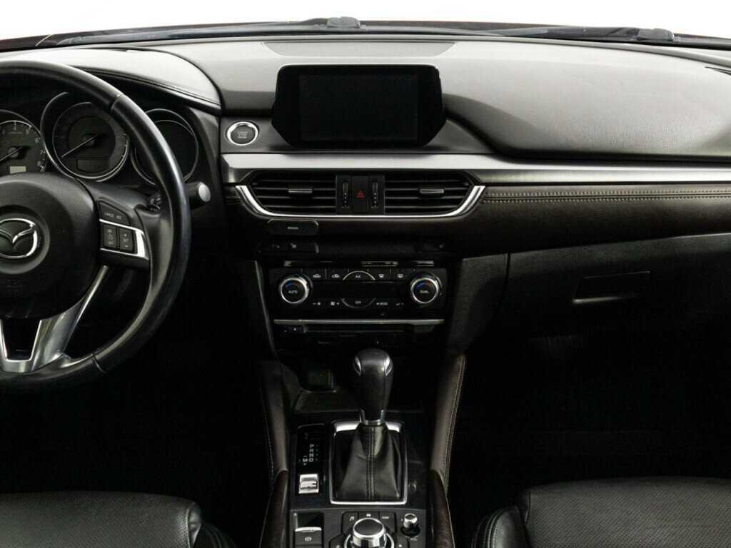 Купить Mazda 6 с пробегом. Фото: #13