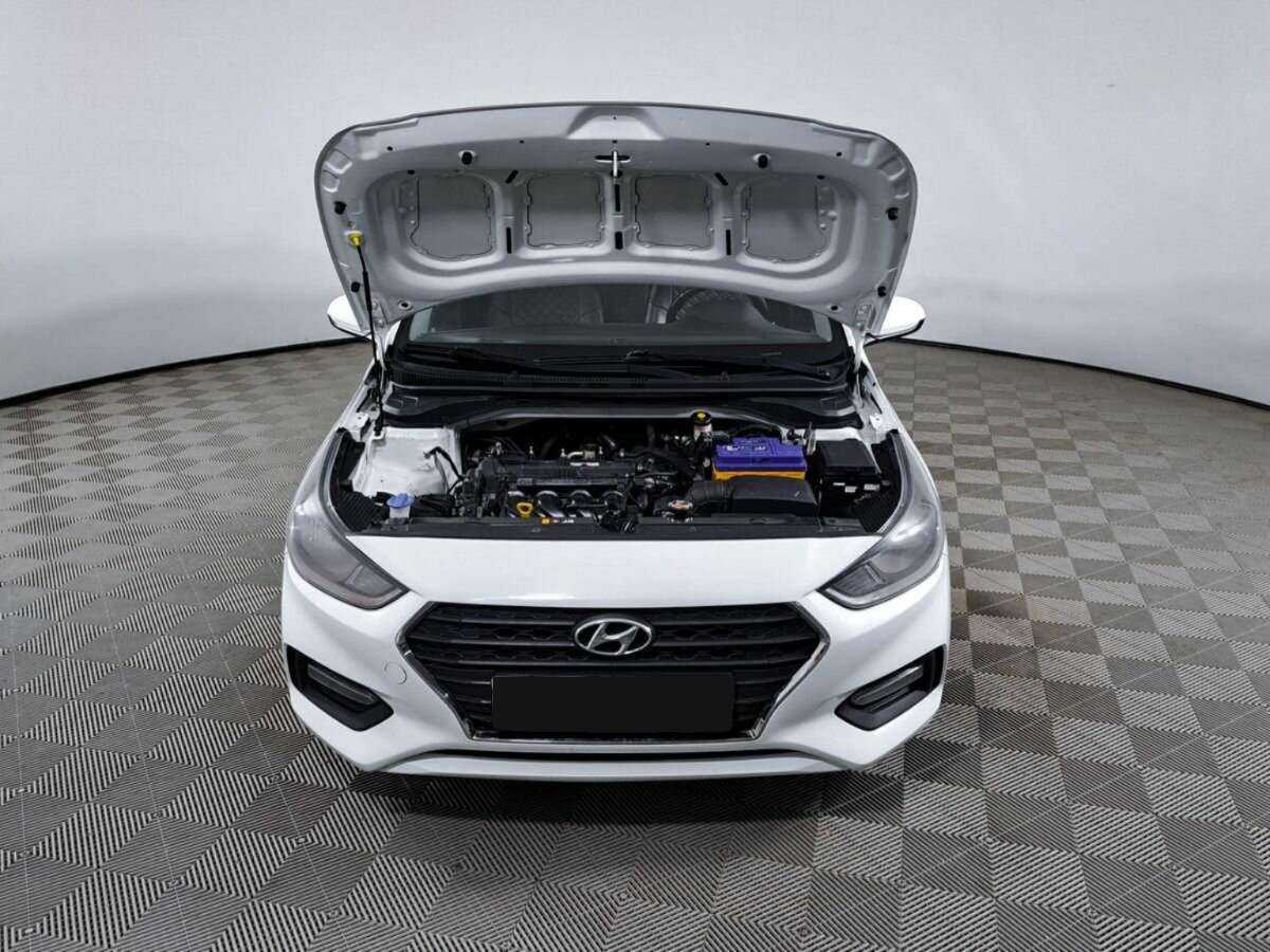 Купить Hyundai Solaris с пробегом. Фото: #8