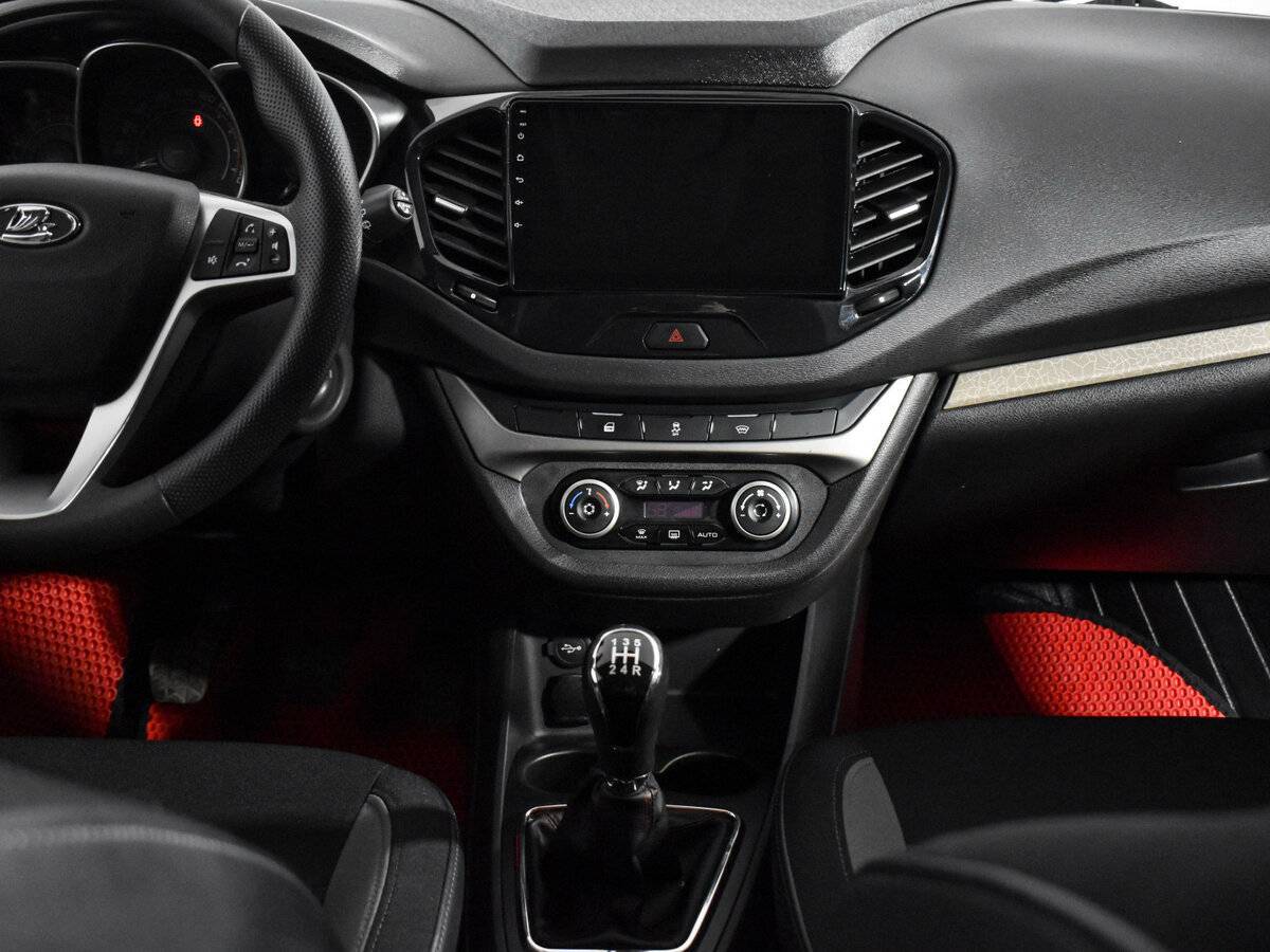 Купить Lada (ВАЗ) Vesta с пробегом. Фото: #11