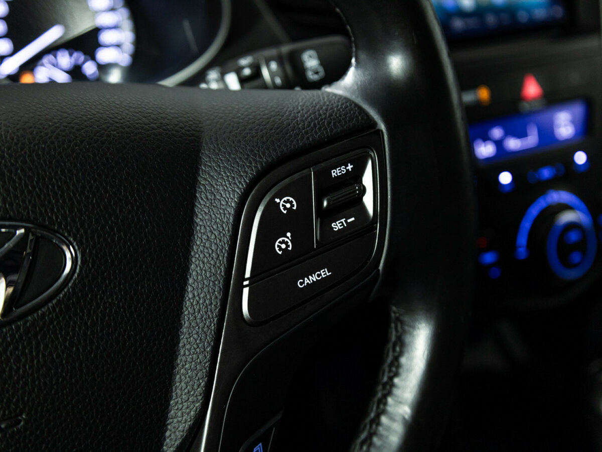 Купить Hyundai Santa Fe с пробегом. Фото: #14