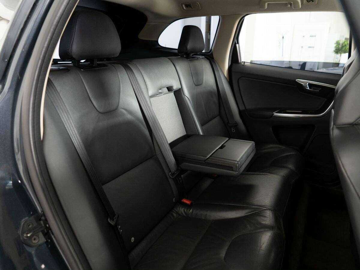 Купить Volvo XC60 с пробегом. Фото: #7