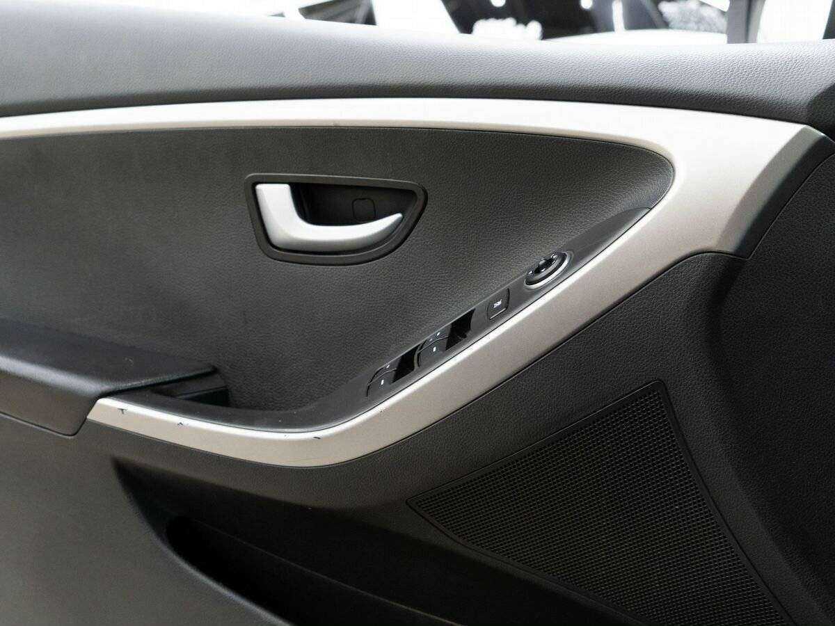 Купить Hyundai i30 с пробегом. Фото: #12