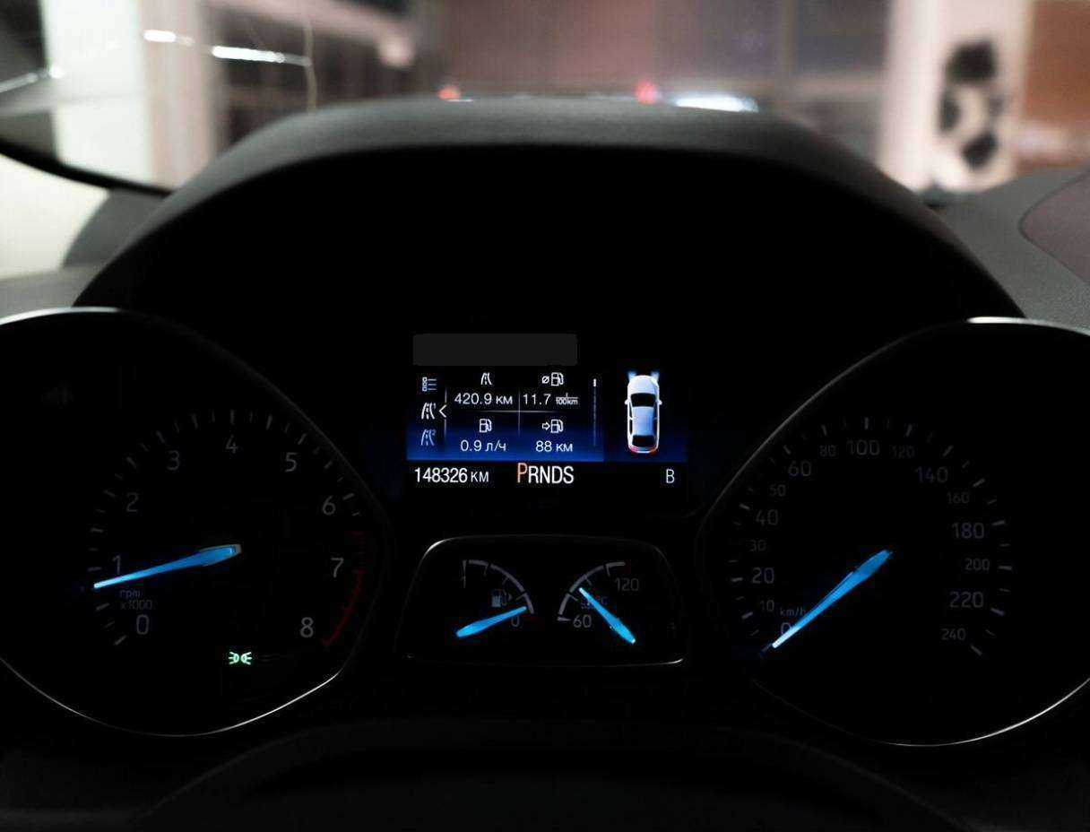 Купить Ford Kuga с пробегом. Фото: #15