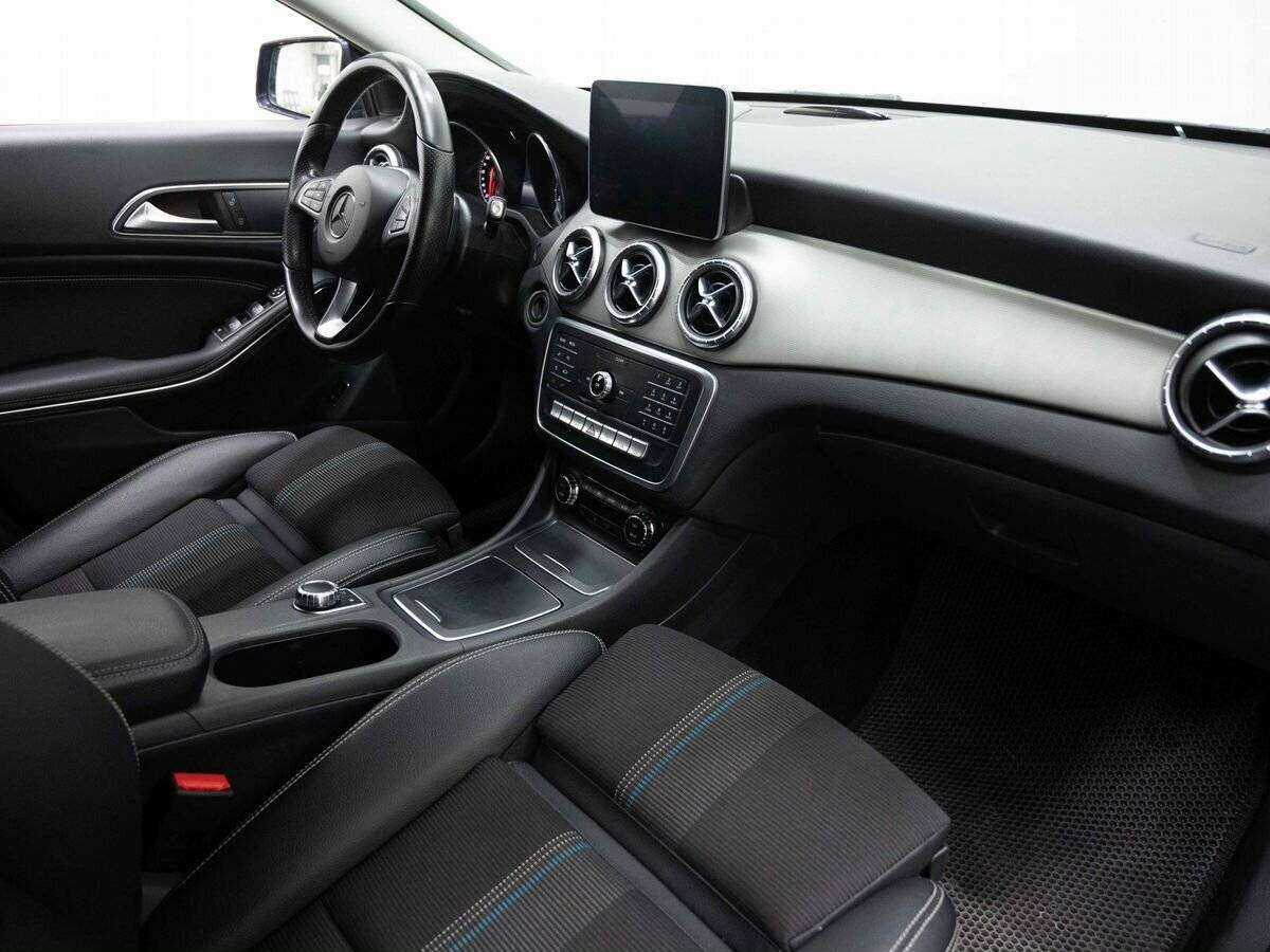 Купить Mercedes-Benz CLA с пробегом. Фото: #10
