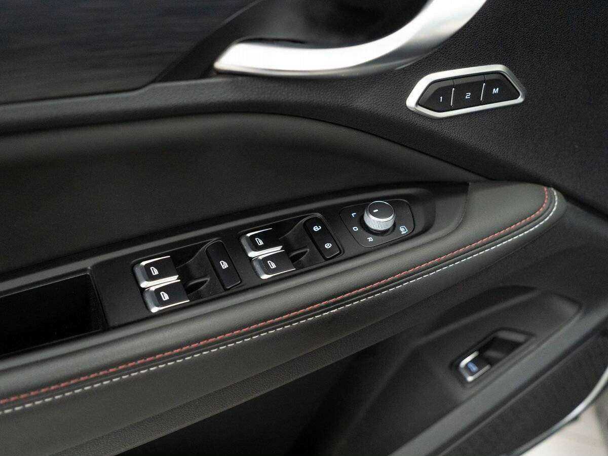 Купить Geely Tugella с пробегом. Фото: #13