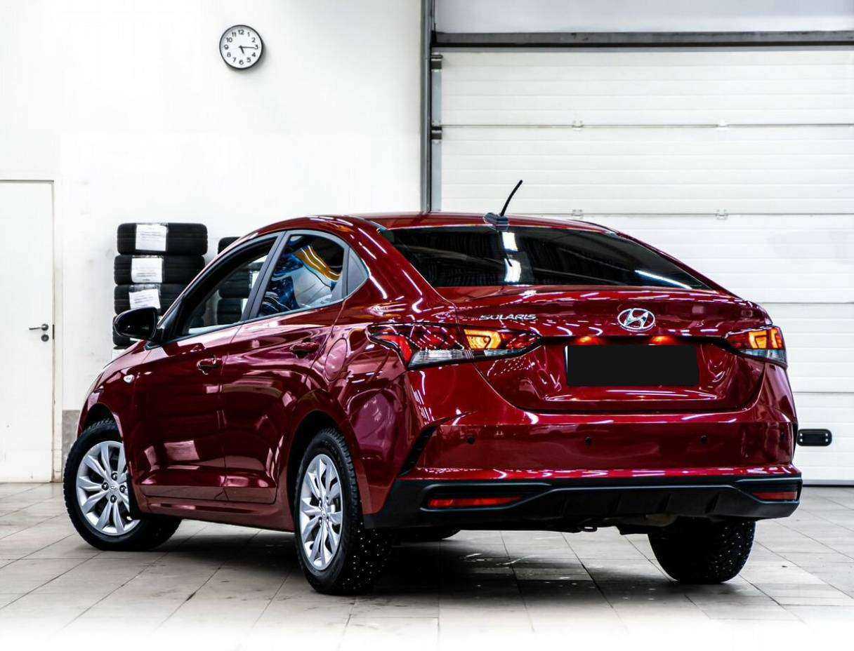 Купить Hyundai Solaris с пробегом. Фото: #3