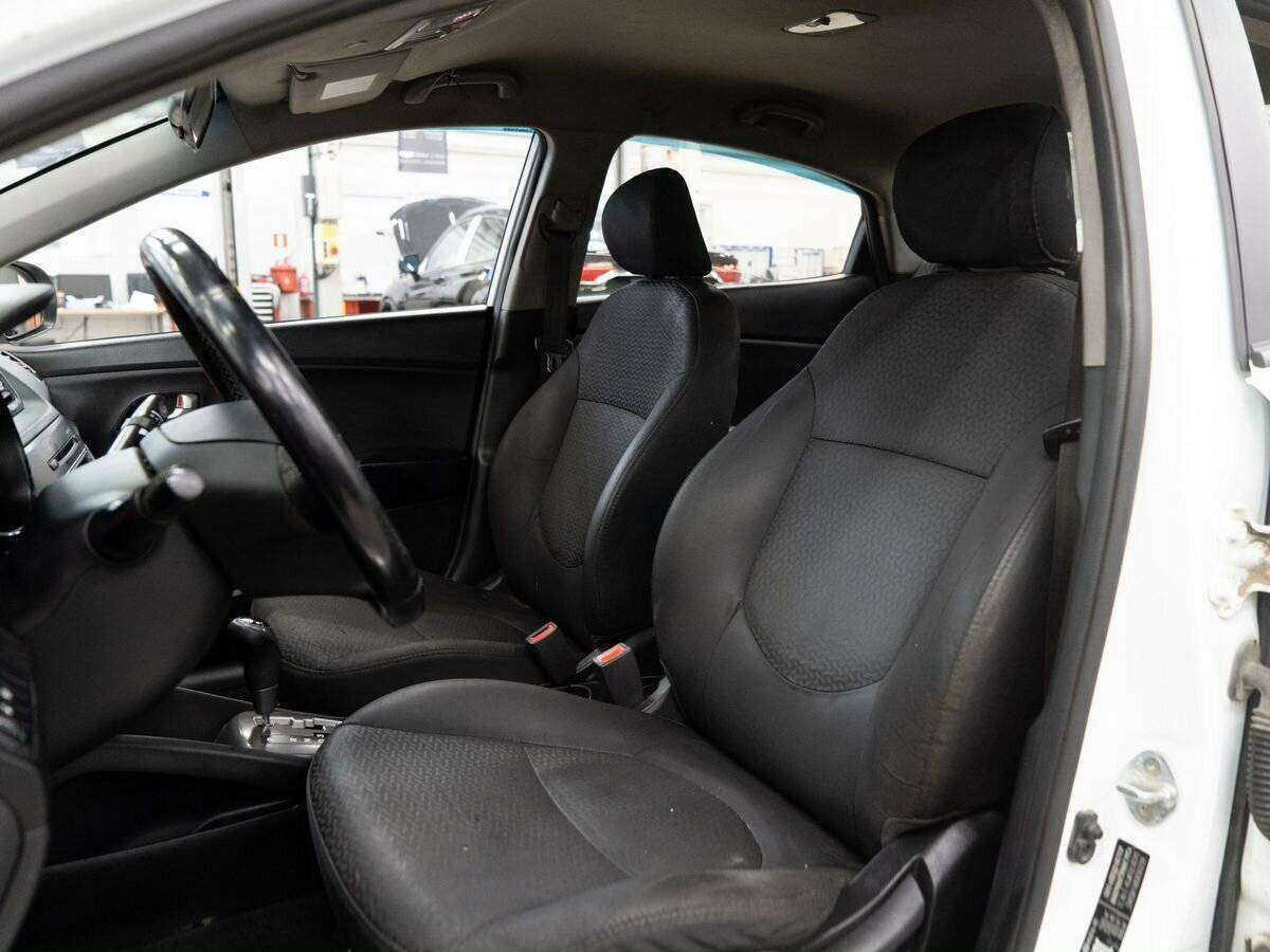 Купить Kia Rio с пробегом. Фото: #5