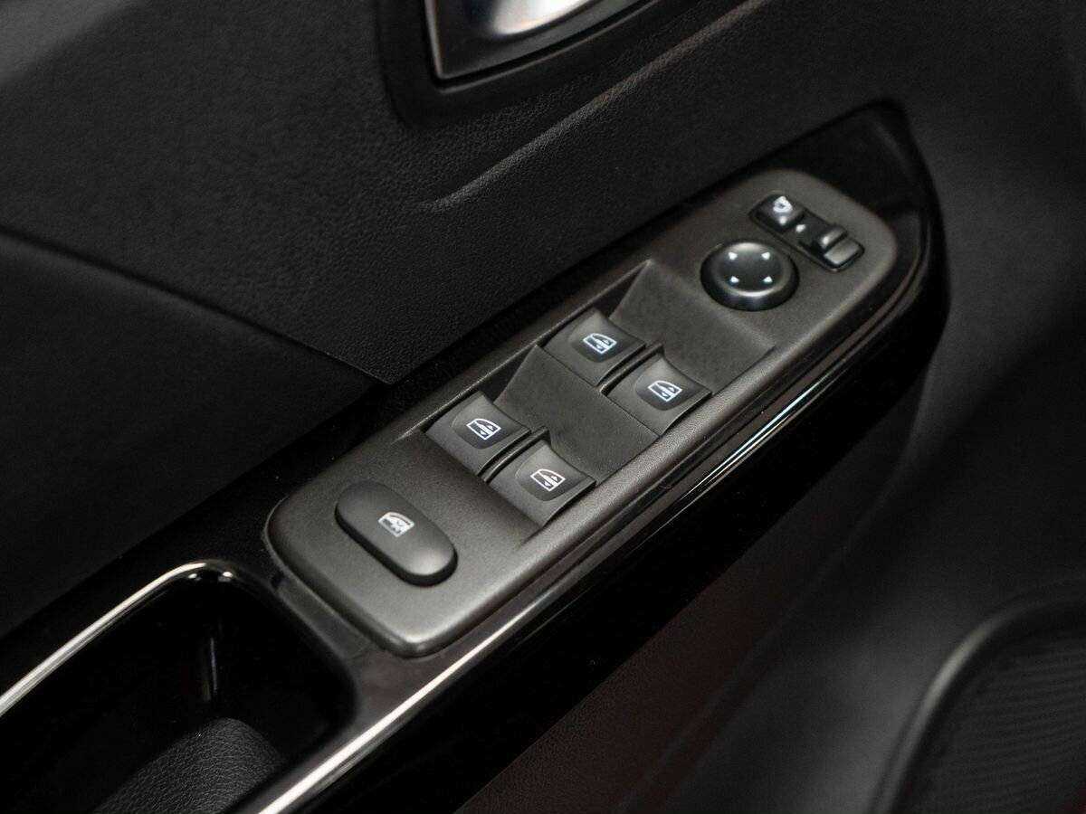 Купить Renault Kaptur с пробегом. Фото: #11