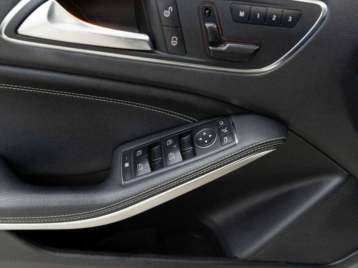 Купить Mercedes-Benz A-Класс с пробегом. Фото: #12