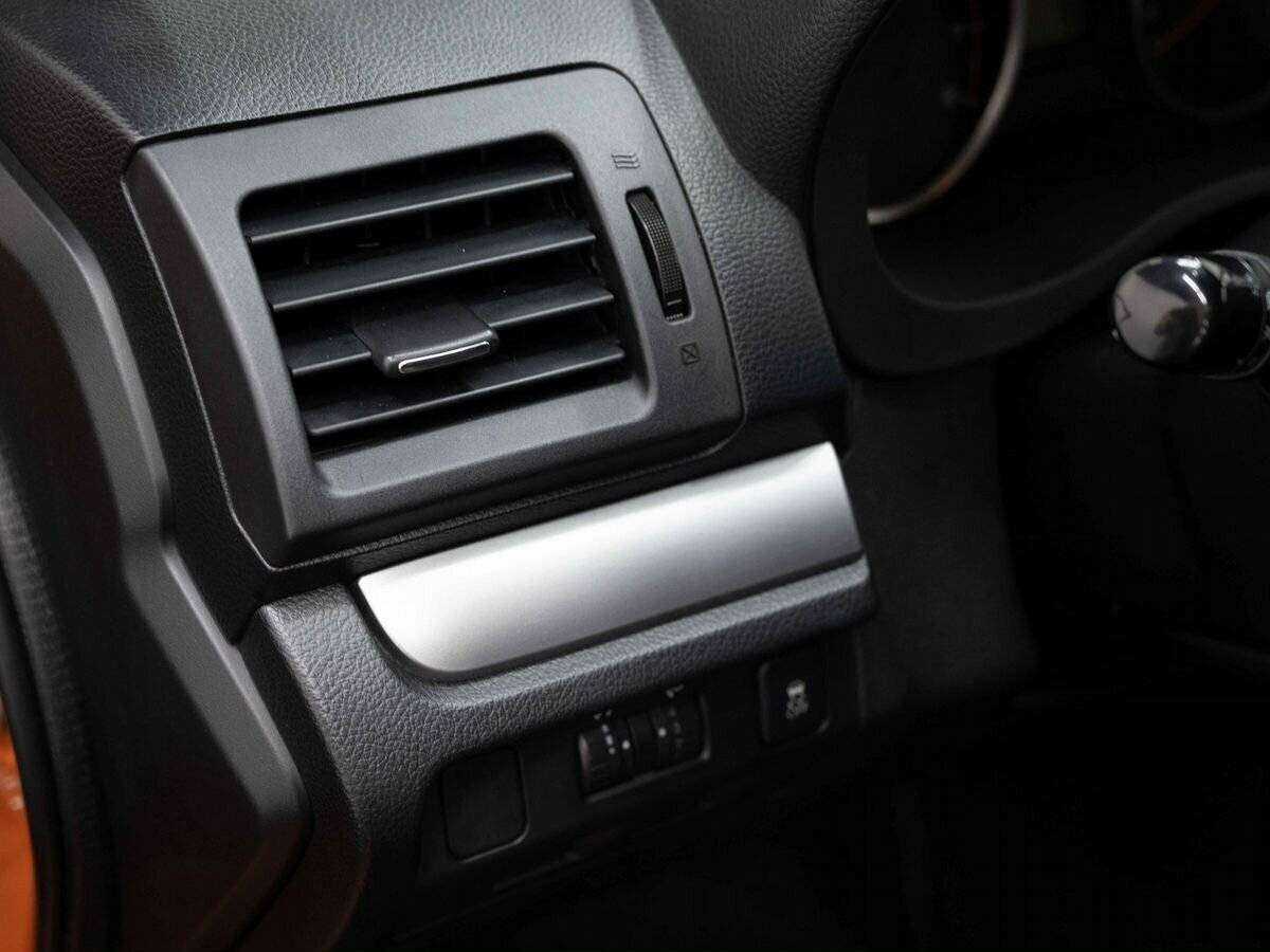 Купить Subaru XV с пробегом. Фото: #13