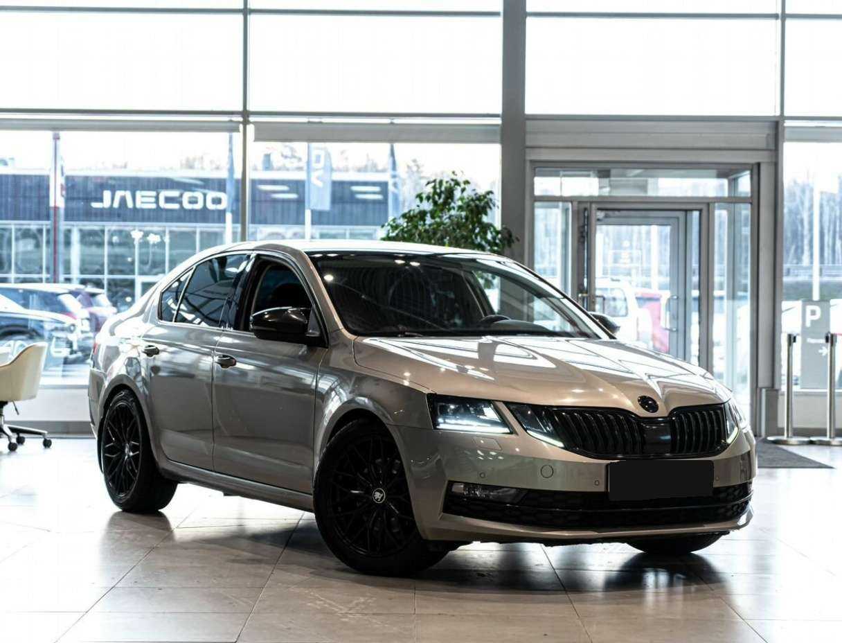 Купить Skoda Octavia с пробегом. Фото: #1