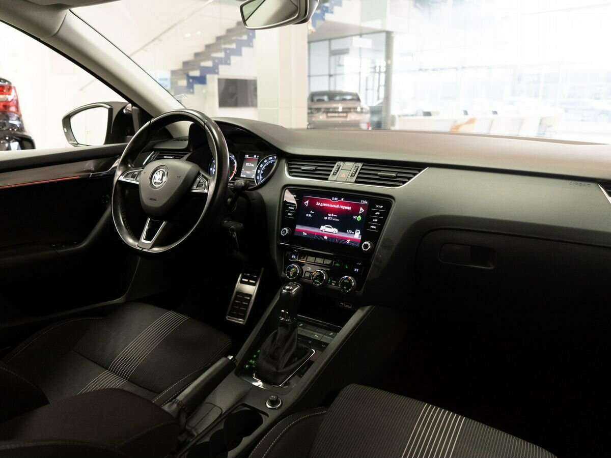 Купить Skoda Octavia с пробегом. Фото: #15