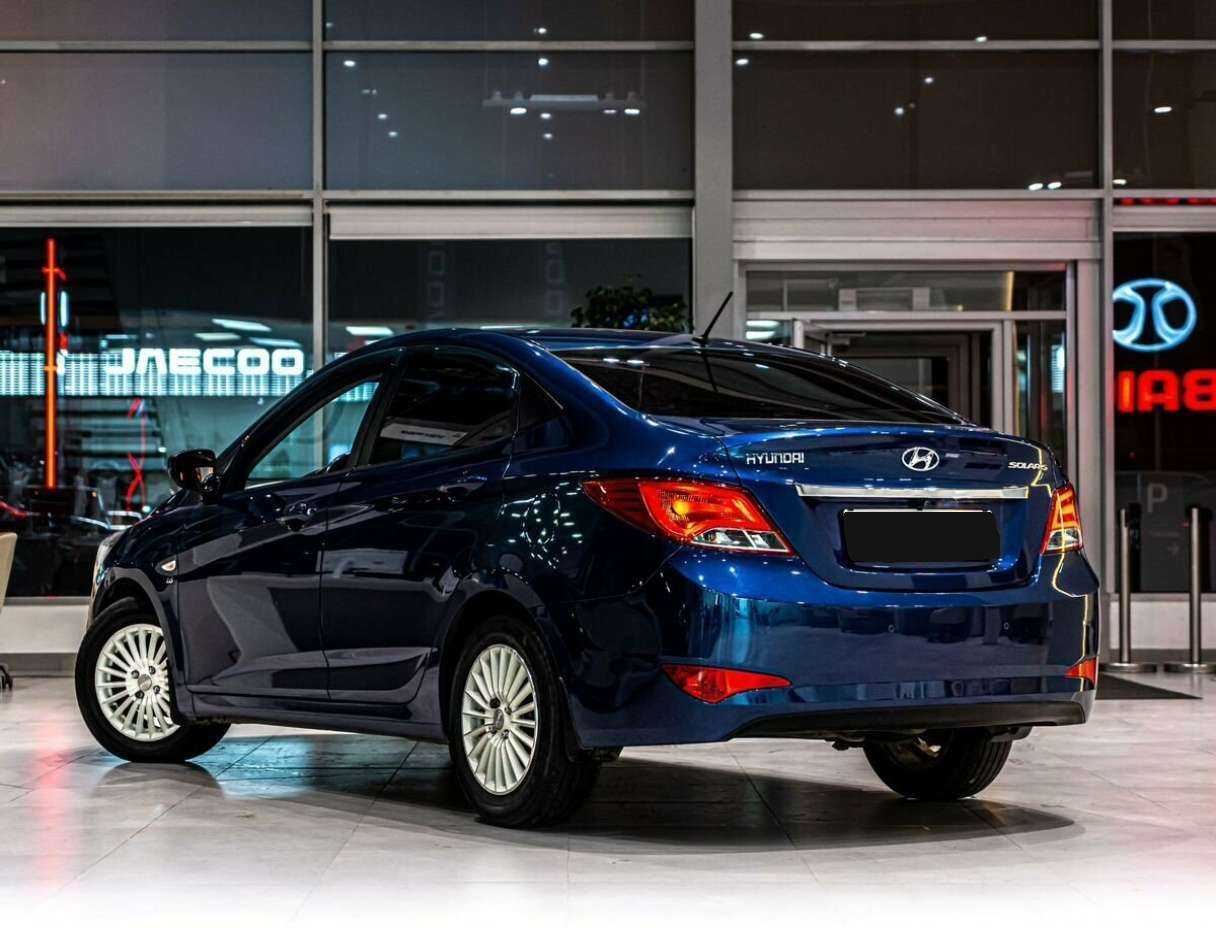 Купить Hyundai Solaris с пробегом. Фото: #3