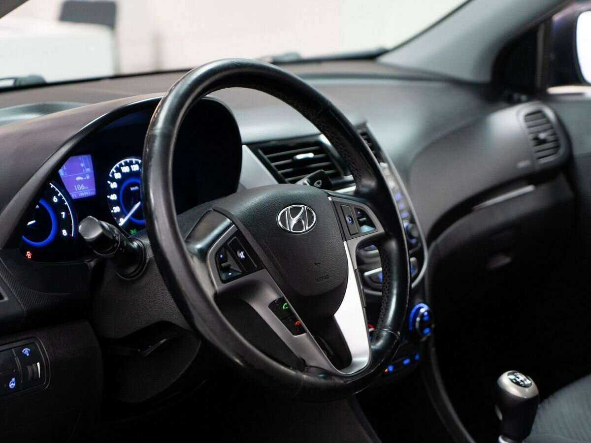 Купить Hyundai Solaris с пробегом. Фото: #4