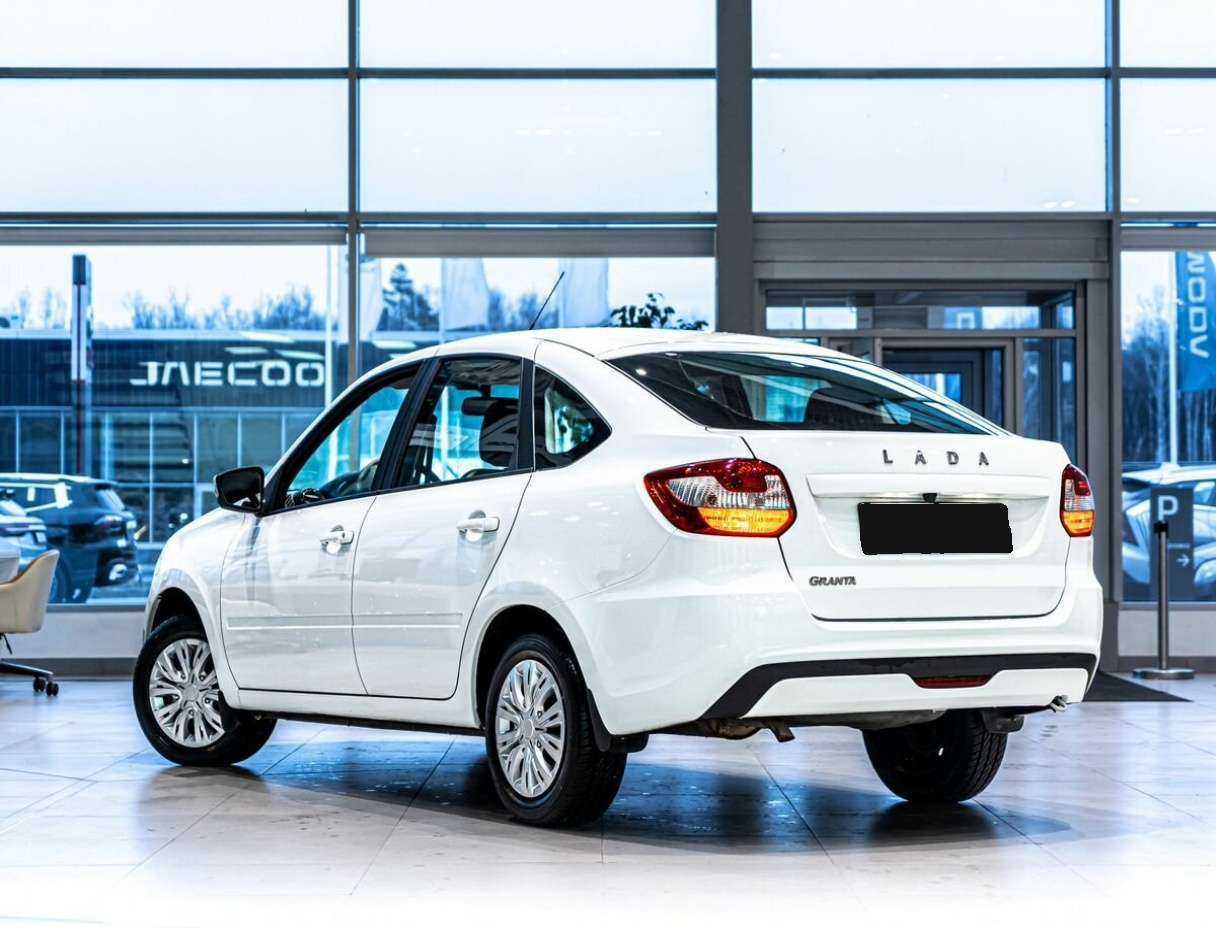 Купить Lada (ВАЗ) Granta с пробегом. Фото: #3