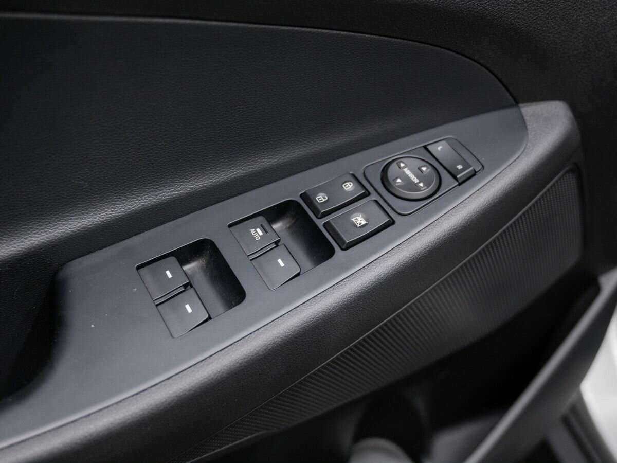 Купить Hyundai Tucson с пробегом. Фото: #16