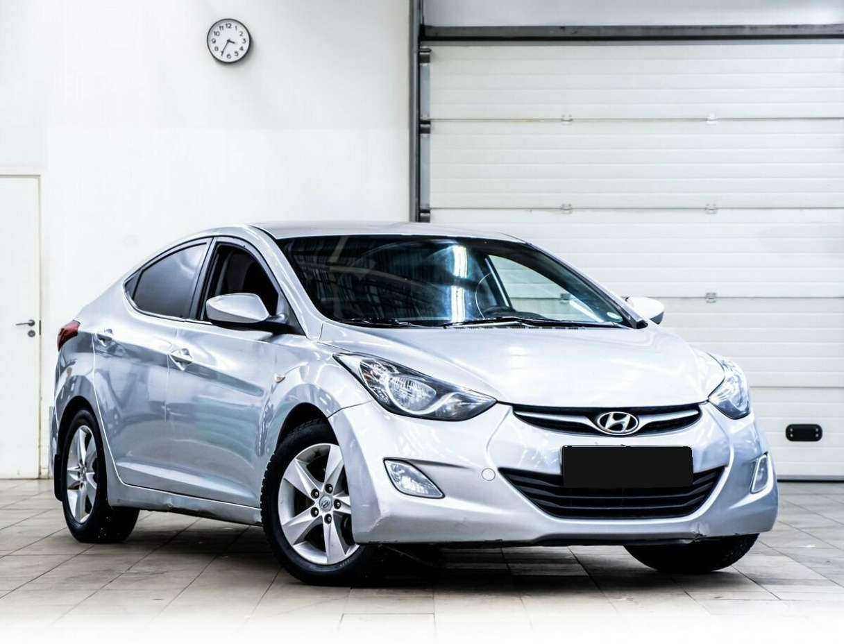Купить Hyundai Elantra с пробегом. Фото: #1