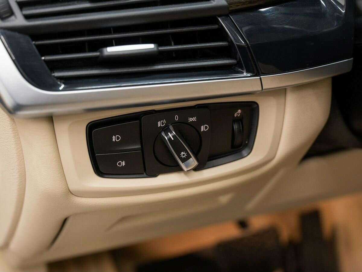 Купить BMW X5 с пробегом. Фото: #17