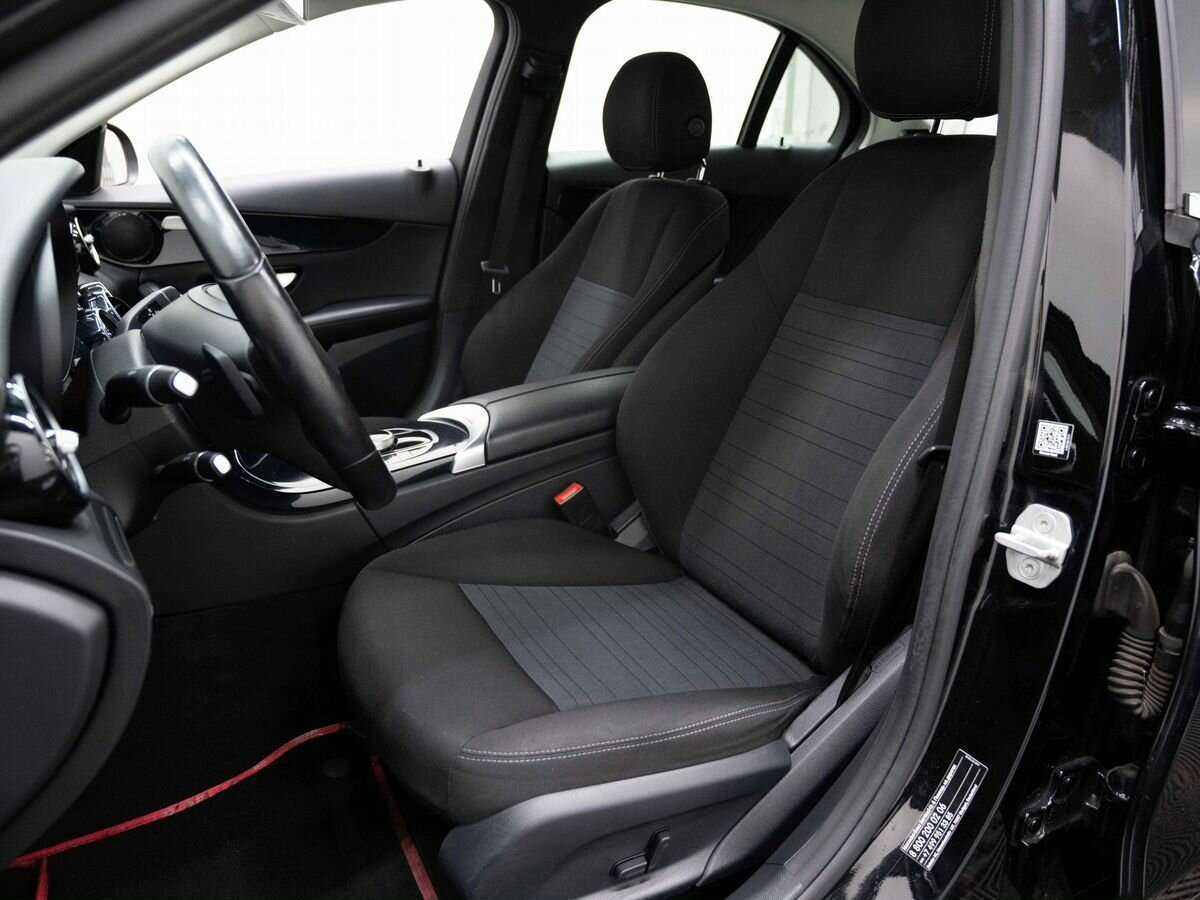 Купить Mercedes-Benz C-Класс с пробегом. Фото: #9