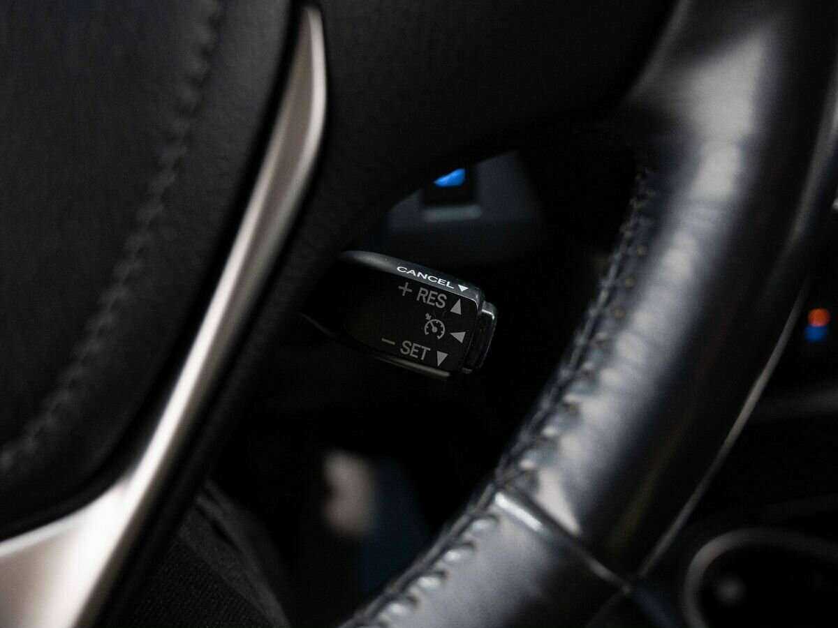 Купить Toyota RAV4 с пробегом. Фото: #18