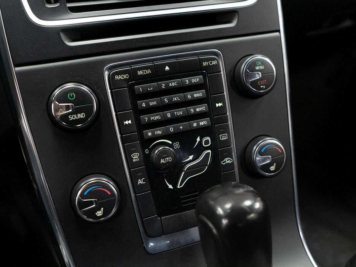 Купить Volvo S60 с пробегом. Фото: #9