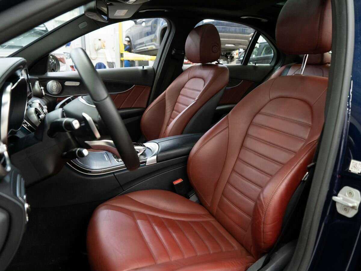 Купить Mercedes-Benz C-Класс с пробегом. Фото: #5