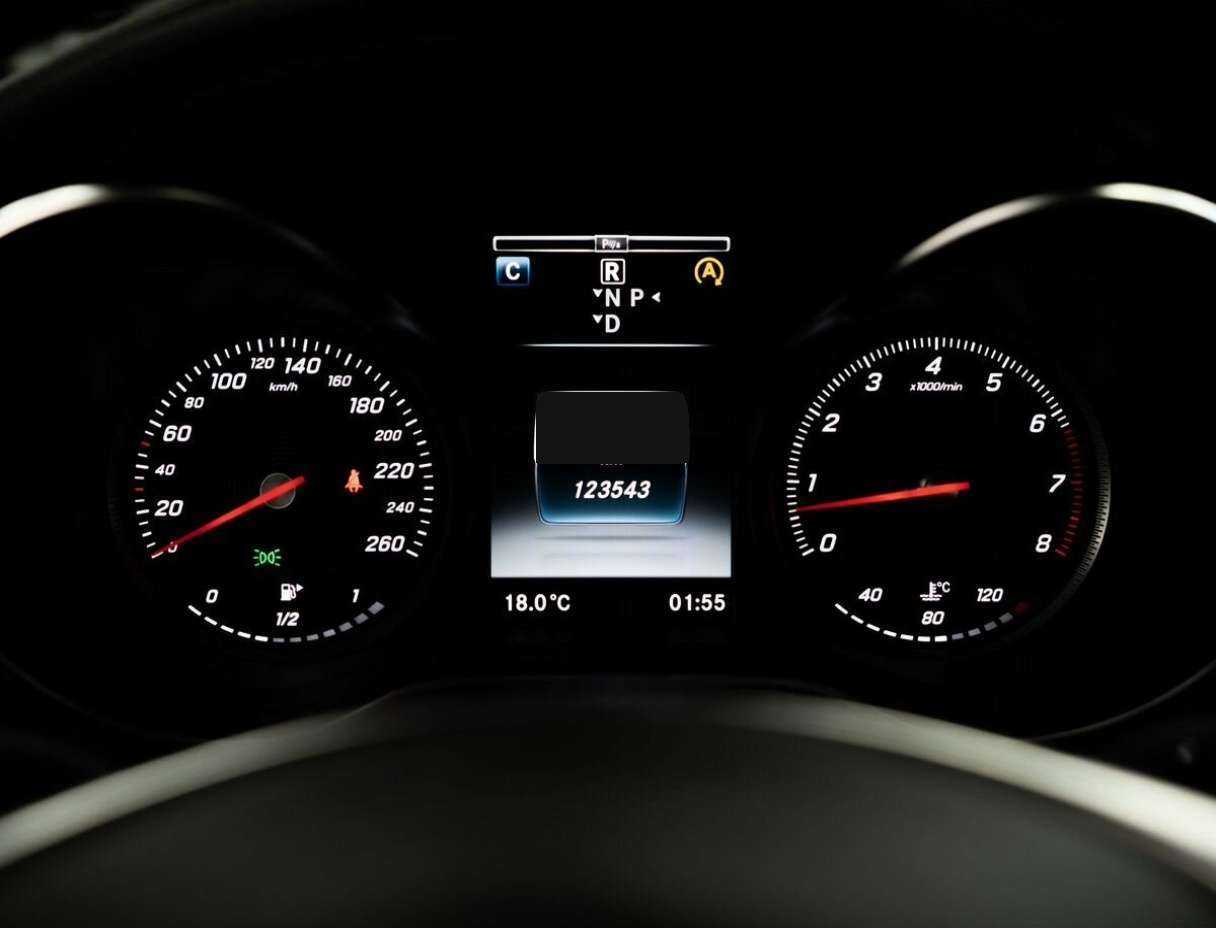 Купить Mercedes-Benz C-Класс с пробегом. Фото: #10