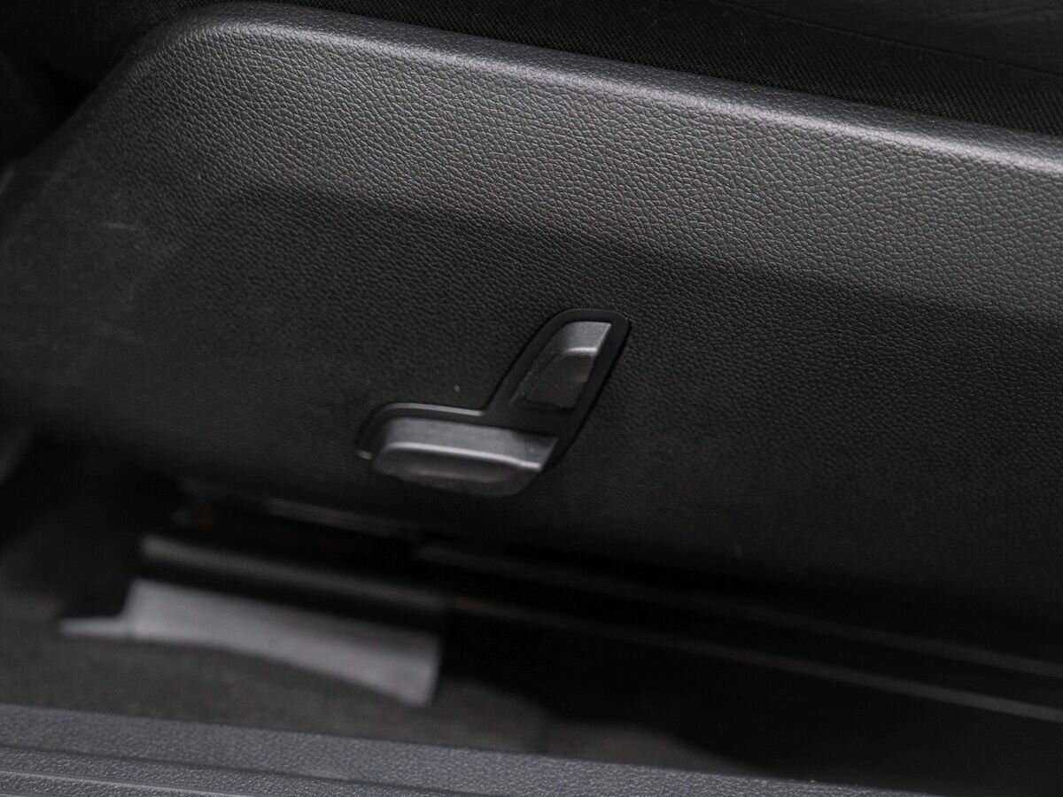 Купить Mercedes-Benz E-Класс с пробегом. Фото: #13