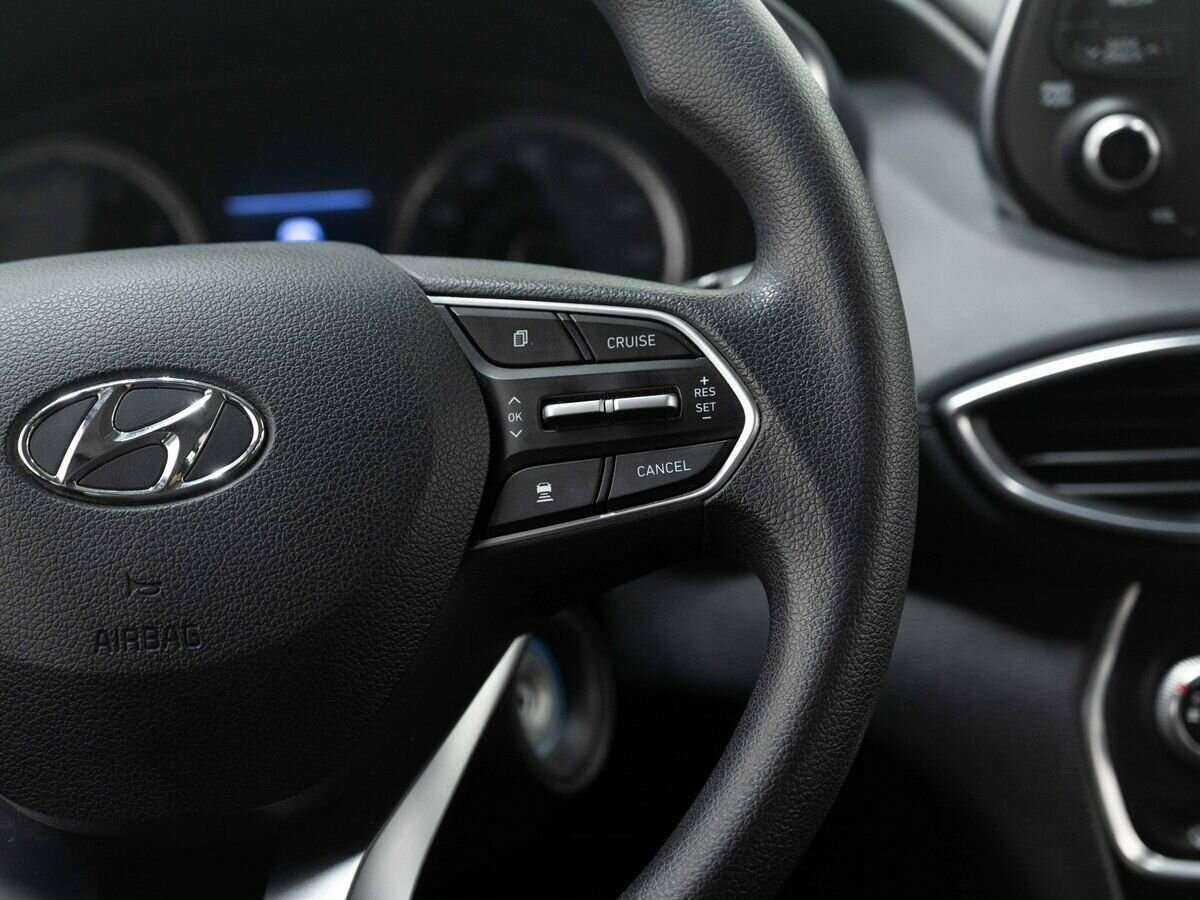 Купить Hyundai Santa Fe с пробегом. Фото: #14