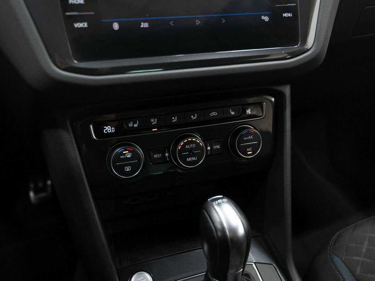Купить Volkswagen Tiguan с пробегом. Фото: #22