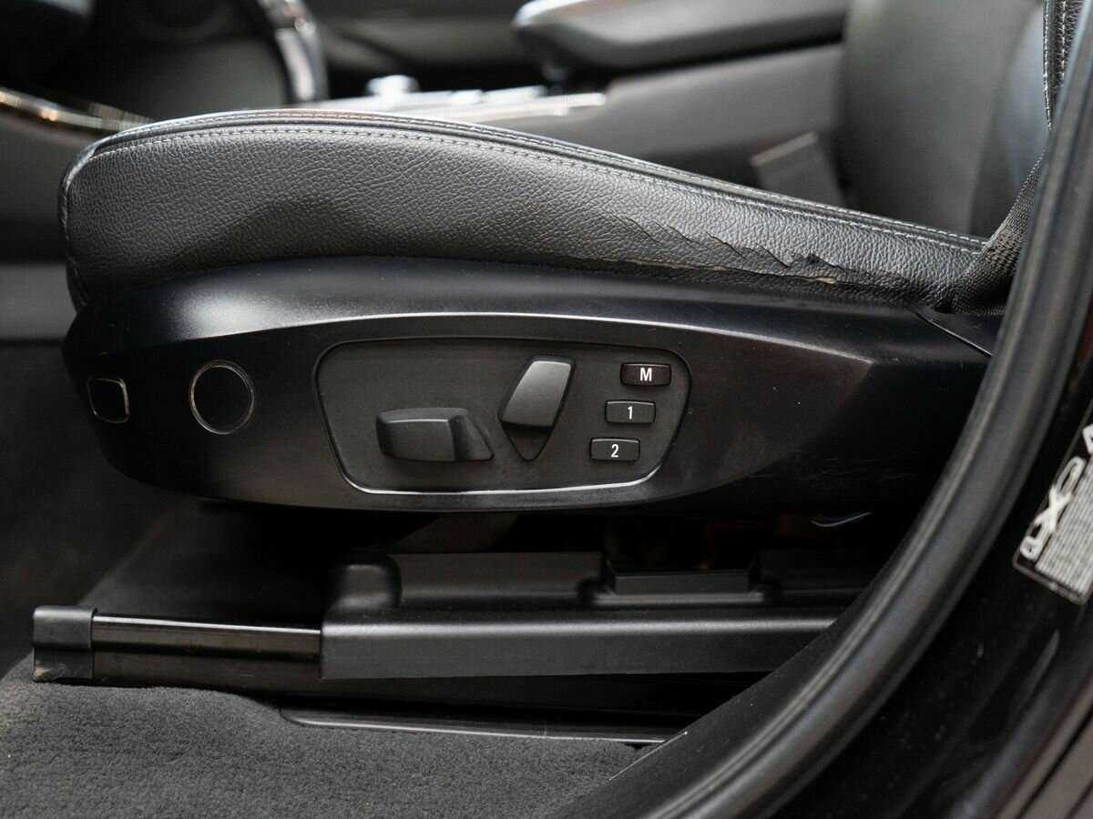 Купить BMW X3 с пробегом. Фото: #17