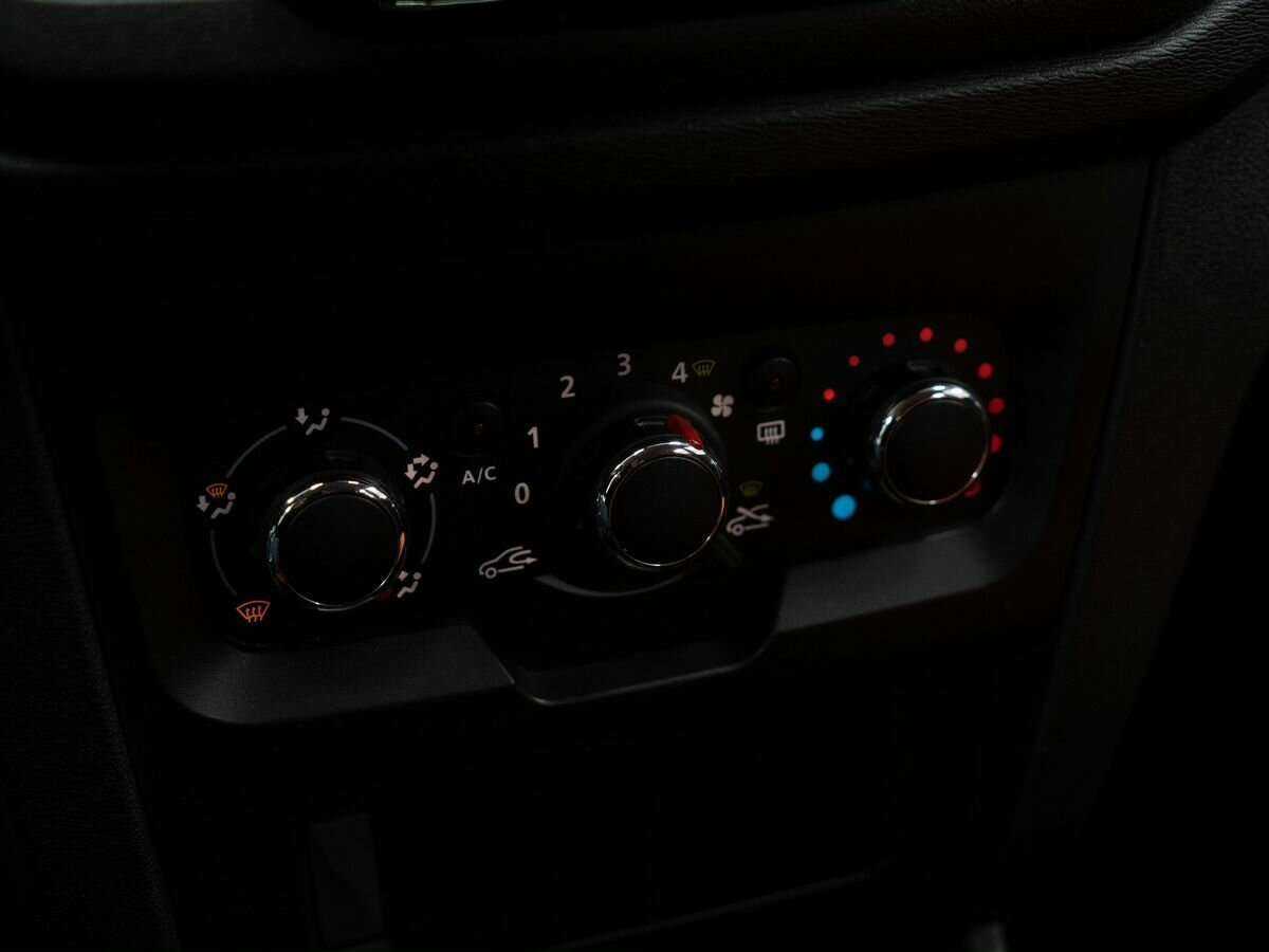 Купить Lada (ВАЗ) XRAY с пробегом. Фото: #10