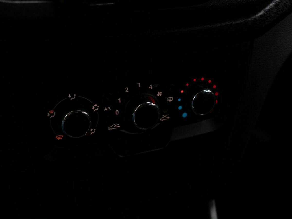 Купить Lada (ВАЗ) XRAY с пробегом. Фото: #10