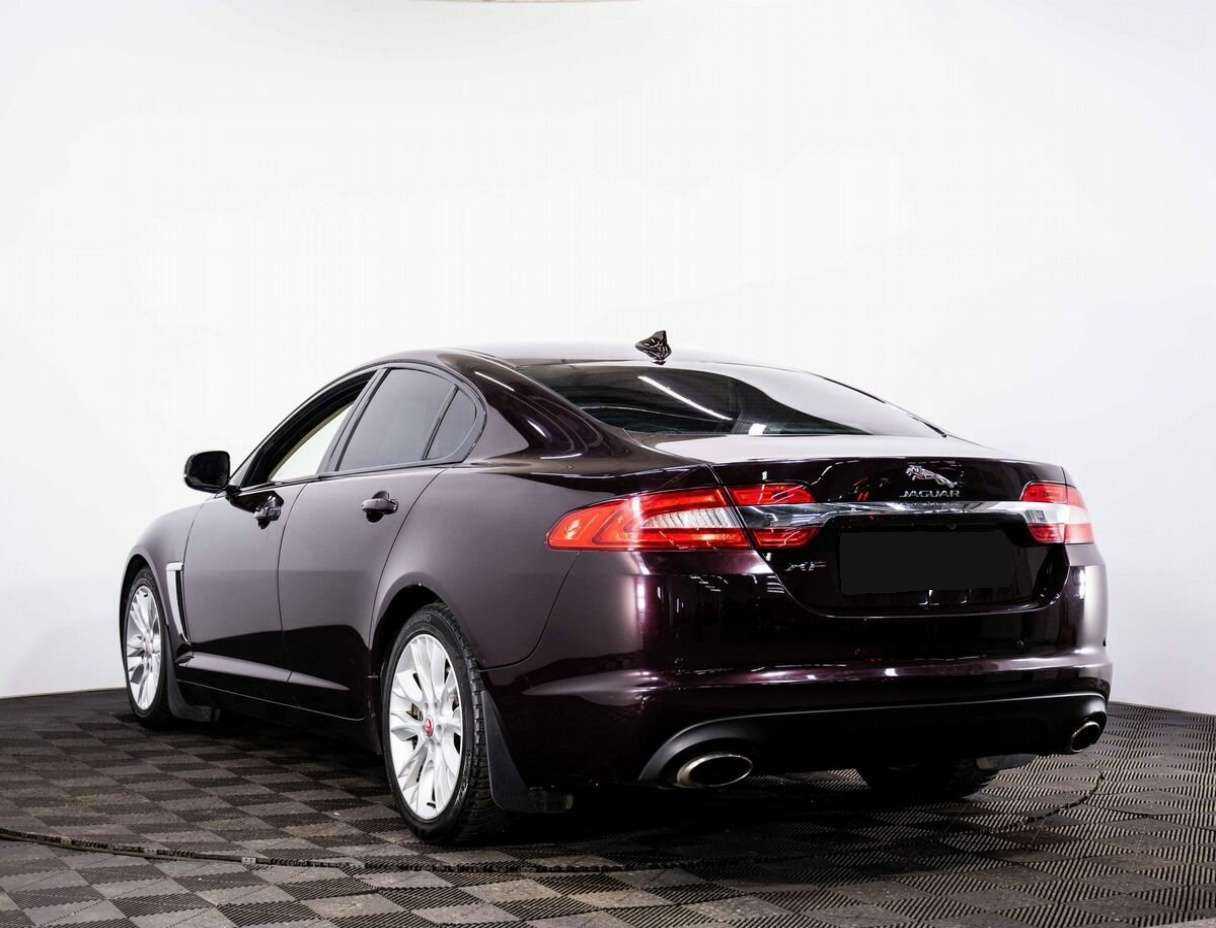 Купить Jaguar XF с пробегом. Фото: #3