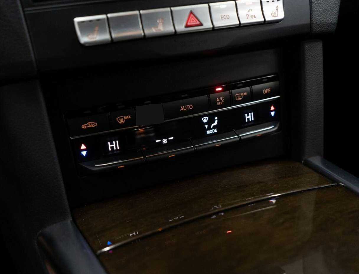 Купить Mercedes-Benz E-Класс с пробегом. Фото: #10