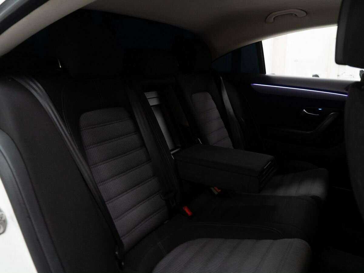 Купить Volkswagen Passat CC с пробегом. Фото: #7