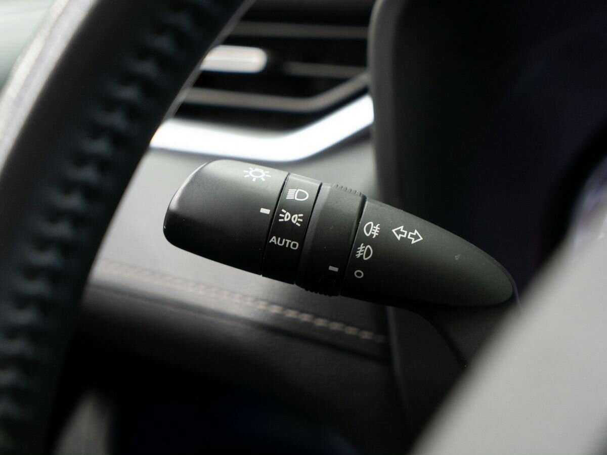 Купить Toyota RAV4 с пробегом. Фото: #16