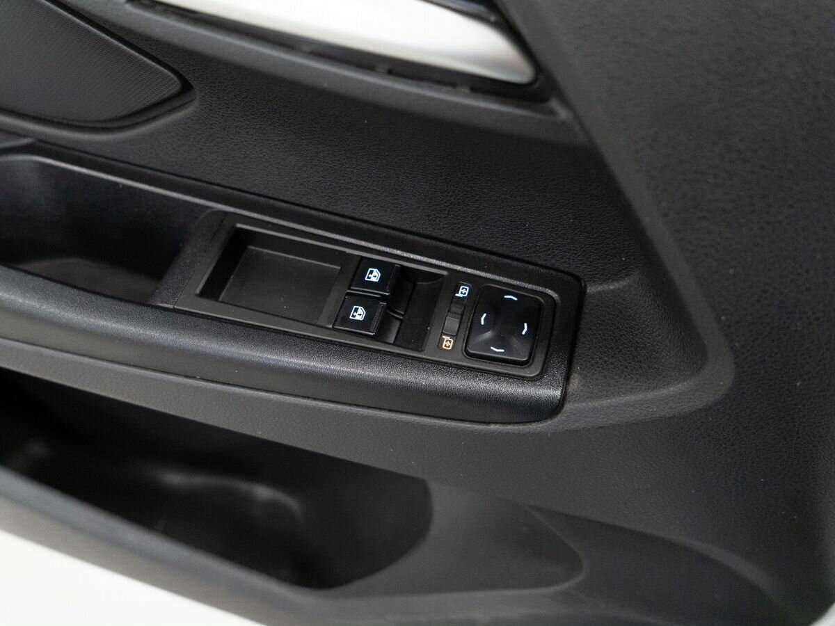 Купить Lada (ВАЗ) Vesta с пробегом. Фото: #13