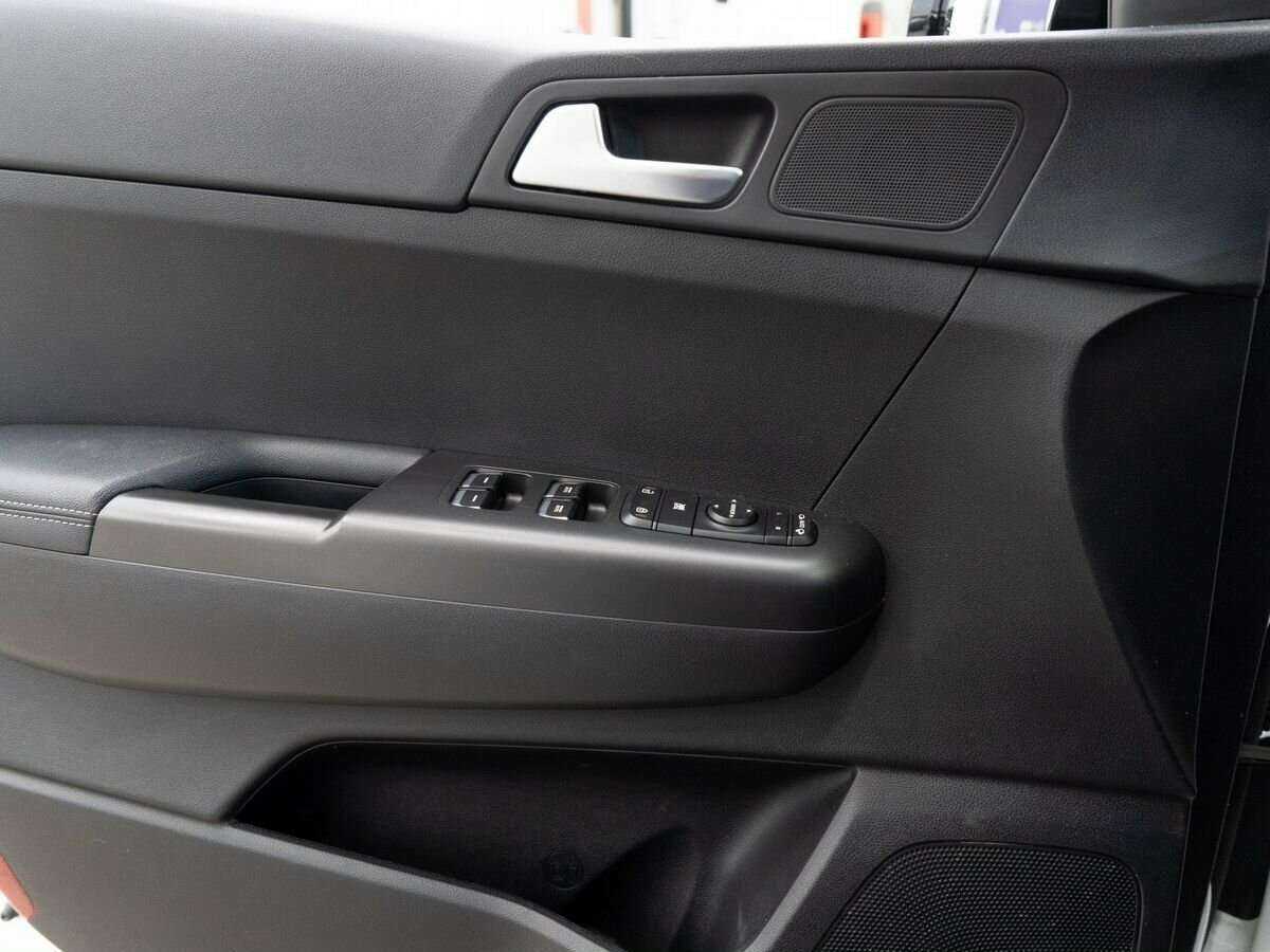 Купить Kia Sportage с пробегом. Фото: #15