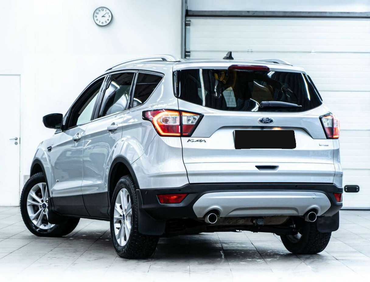 Купить Ford Kuga с пробегом. Фото: #3