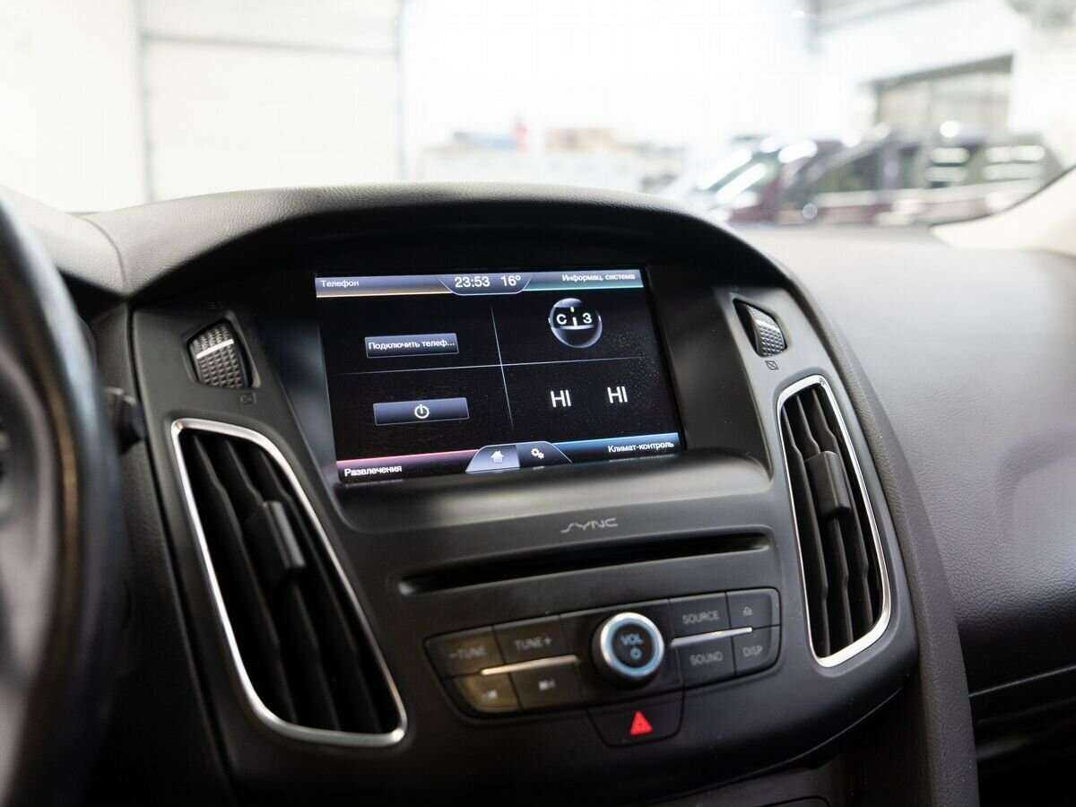 Купить Ford Focus с пробегом. Фото: #12