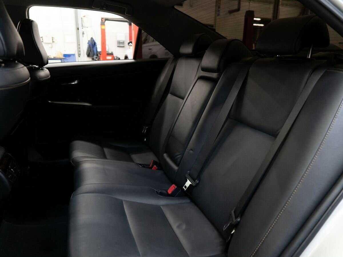 Купить Toyota Camry с пробегом. Фото: #6