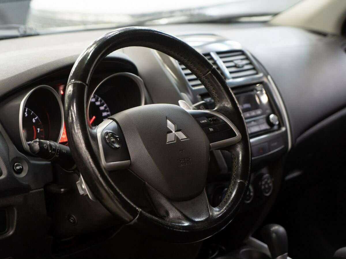 Купить Mitsubishi ASX с пробегом. Фото: #4