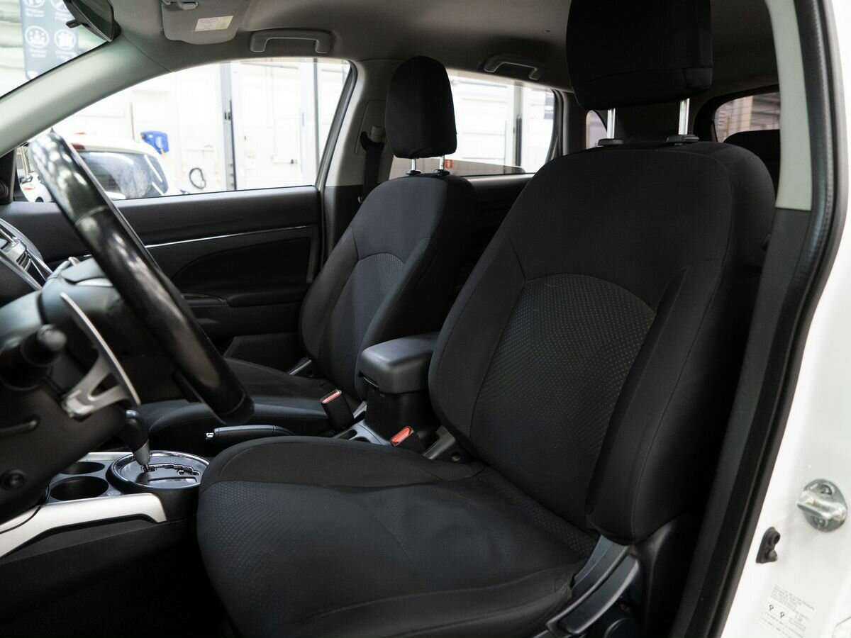 Купить Mitsubishi ASX с пробегом. Фото: #5