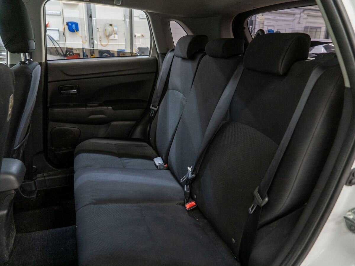 Купить Mitsubishi ASX с пробегом. Фото: #6