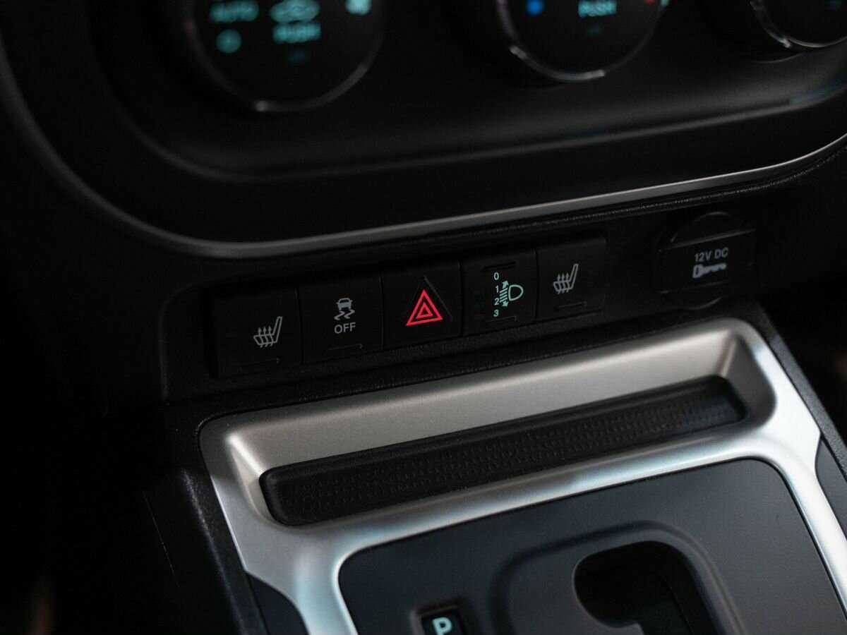 Купить Jeep Compass с пробегом. Фото: #18