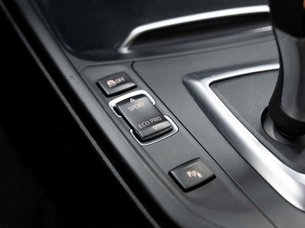 Купить BMW 3 серии с пробегом. Фото: #22