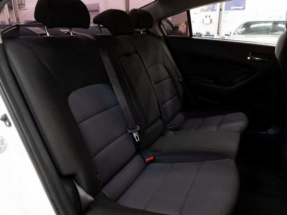 Купить Kia Cerato с пробегом. Фото: #7